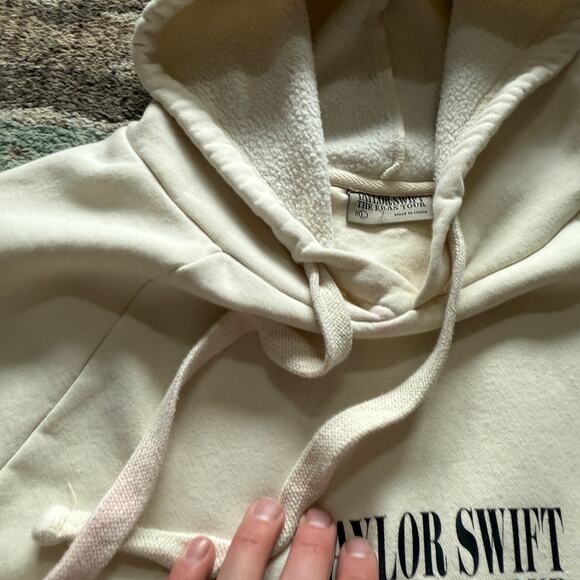 Taylor Swift The Eras Tour Cream Official Merch Oversized Hoodie Sweatshirt XL - Picture 4 of 9